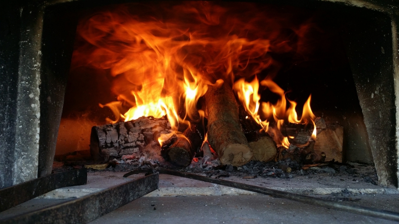 pizzeria-TOULON-min_wood-fired-oven-1960099